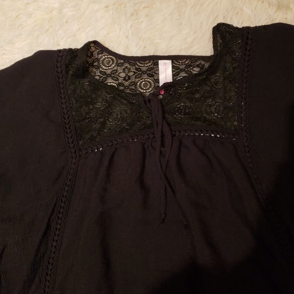 Shirt - Picture 2 of 5